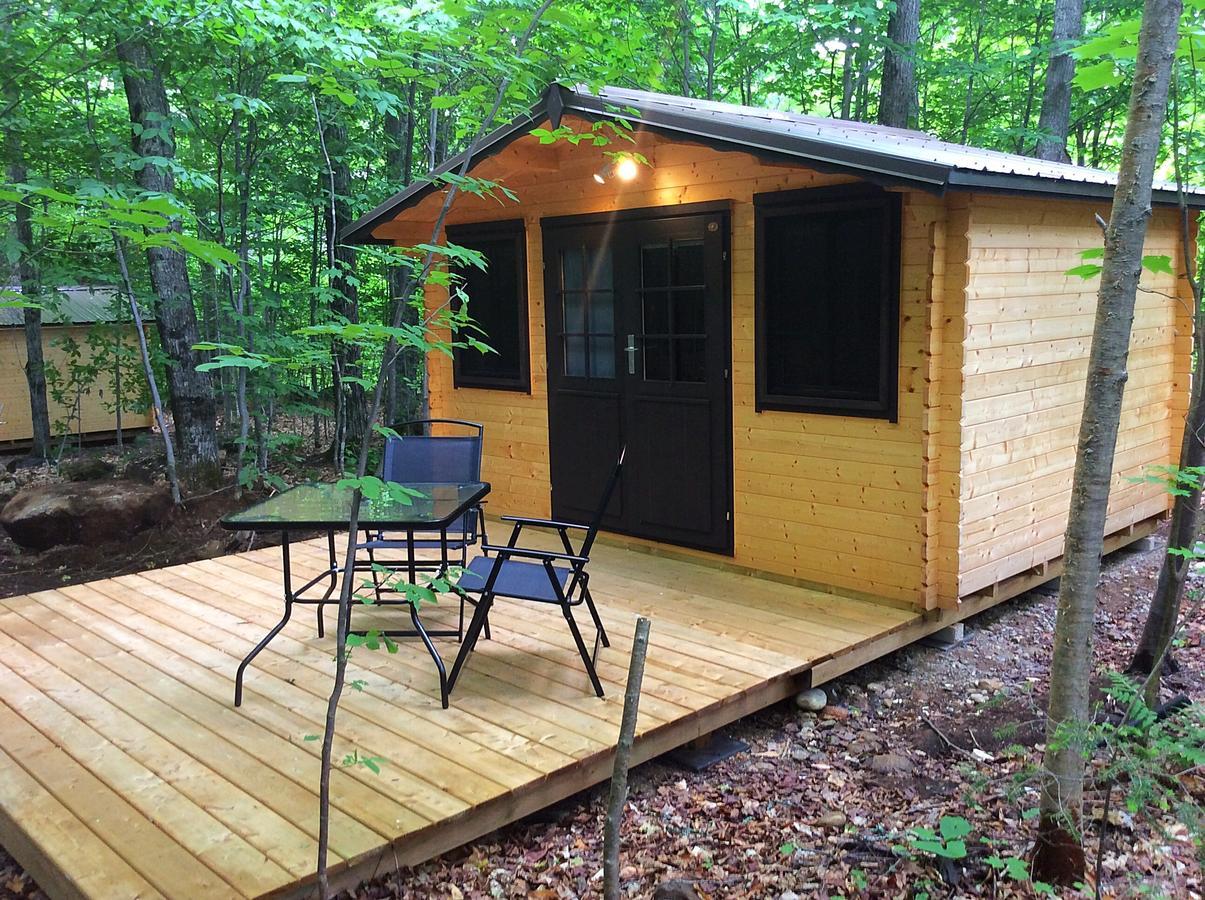 Algonquin Madawaska Lodge Cottage Glamping Cabins Buitenkant foto